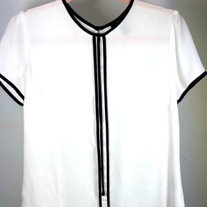 Brand:Forever 21 Style:Blouse Size:S
